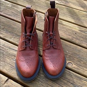 NWOT Dr. Marten Delphine Pebble boots